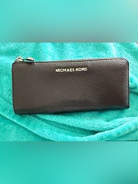 Michael Kors Black Pebbled Leather Zip Wallet with Silver Logo